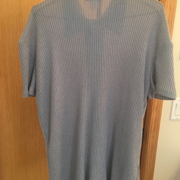 LE CHATEAU Short Sleeve Summer Shirt. Small - Picture 3 of 10